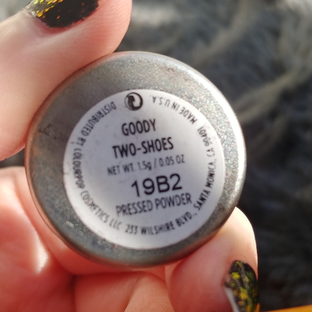 Sold Eyeshadow bundle - Picture 8 of 9